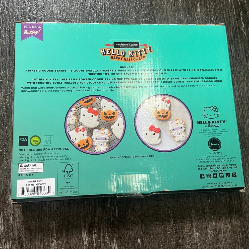 Hello Kitty Happy Halloween Cookie Stamps and Frosting Set 50 Pieces
